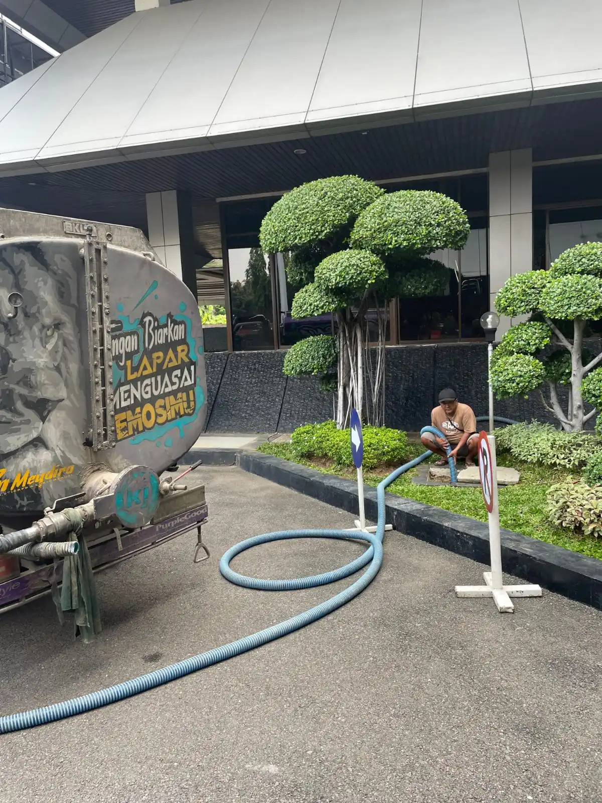 Pengerjaan sedot WC rumah pelanggan Semarang